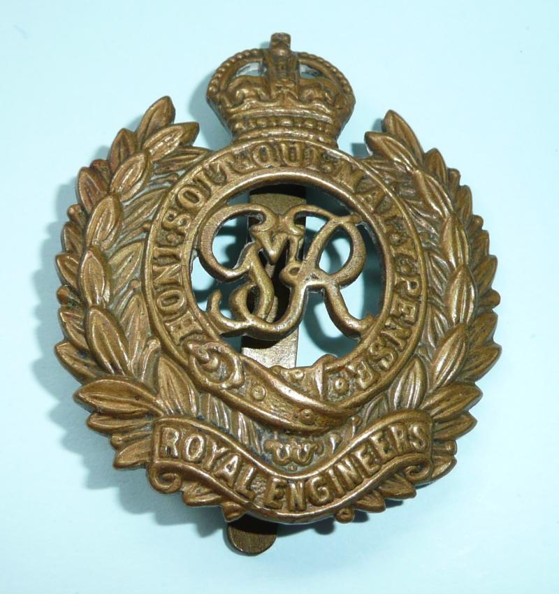 Royal Engineers GVI Cypher Other Ranks Gilding Metal Brass Cap Badge