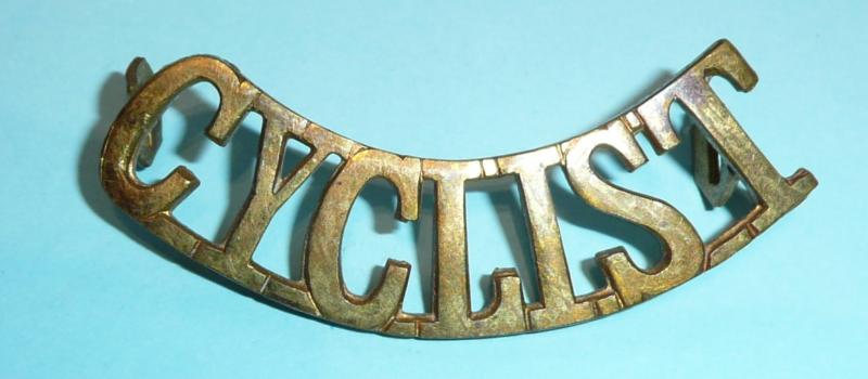 WW1 Army Cyclist Corps  brass shoulder title badge