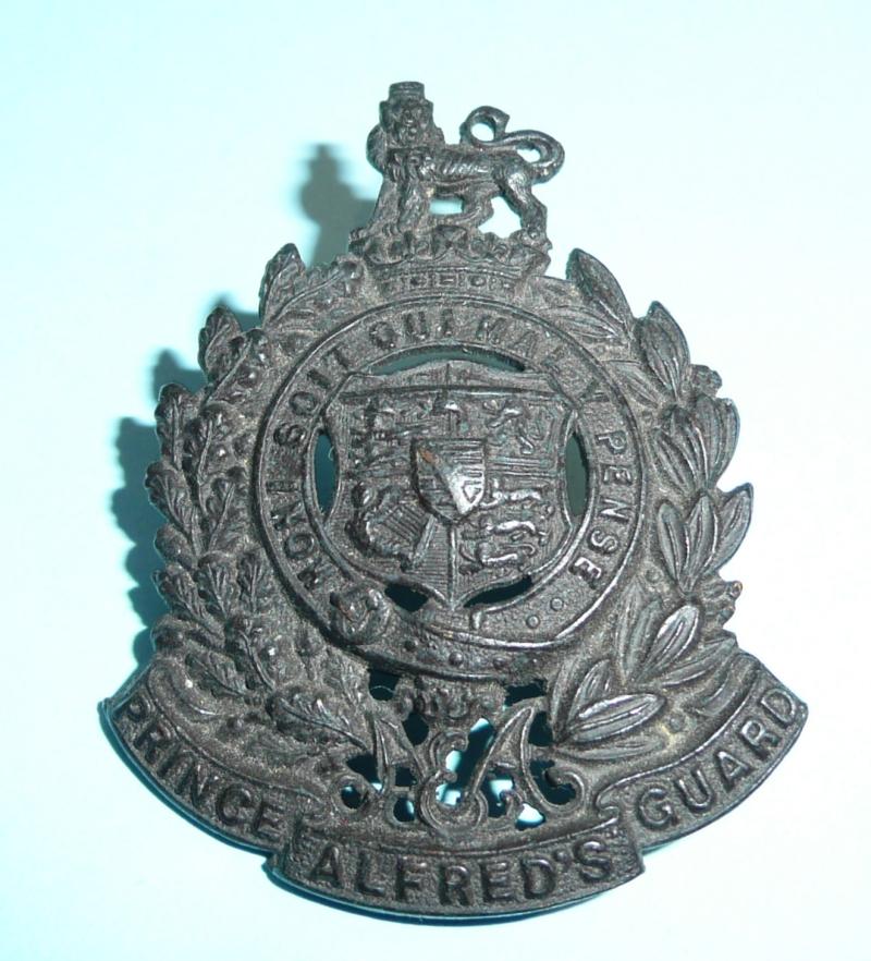 WW2 South Africa - Prince Alfred's Guard Bronze Cap Badge