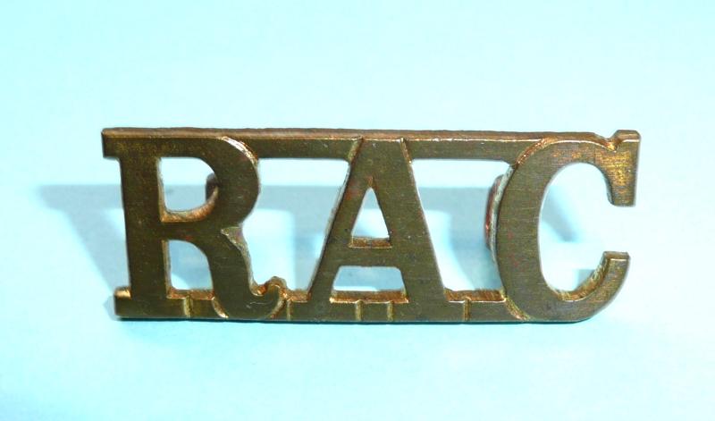 RAC - Royal Armoured Corps Small Officers Pattern Gilt Brass Shoulder Title