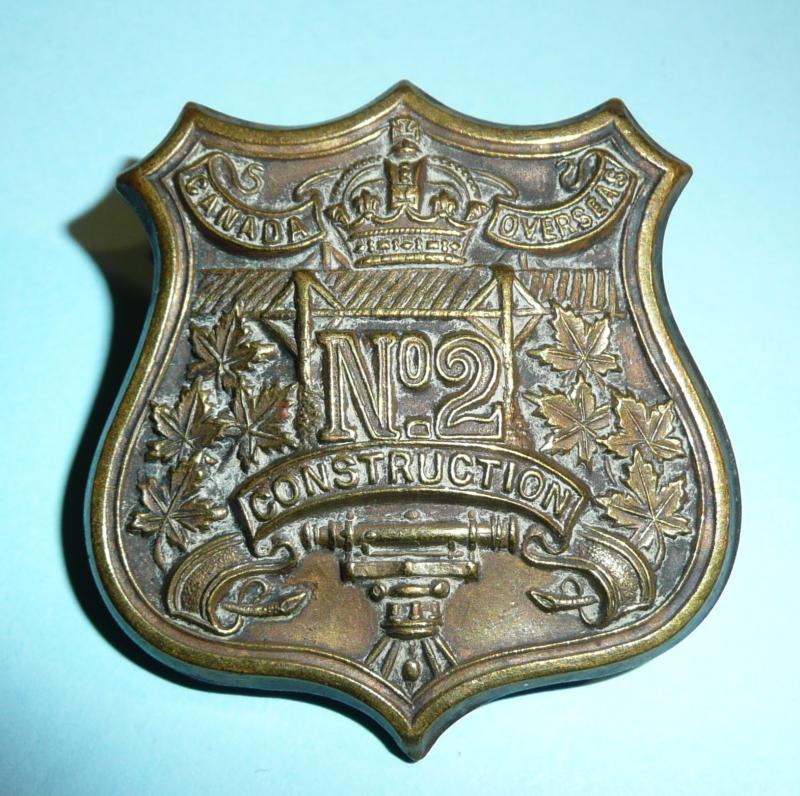 WW1 Canada - Canadian Overseas CEF No 2 Construction Company Brass Cap Badge