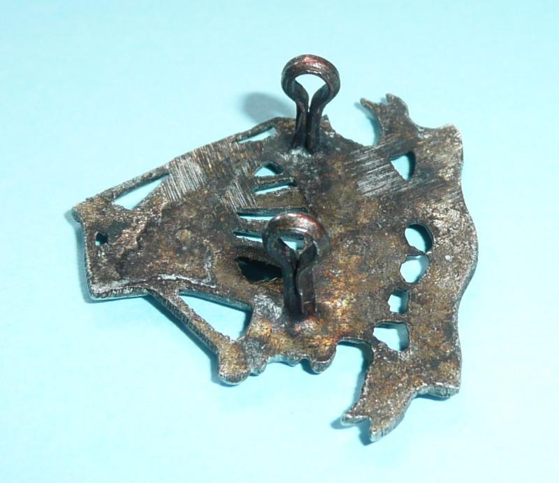 Indian Army - 2nd Punjab Regiment White Metal Cap Badge