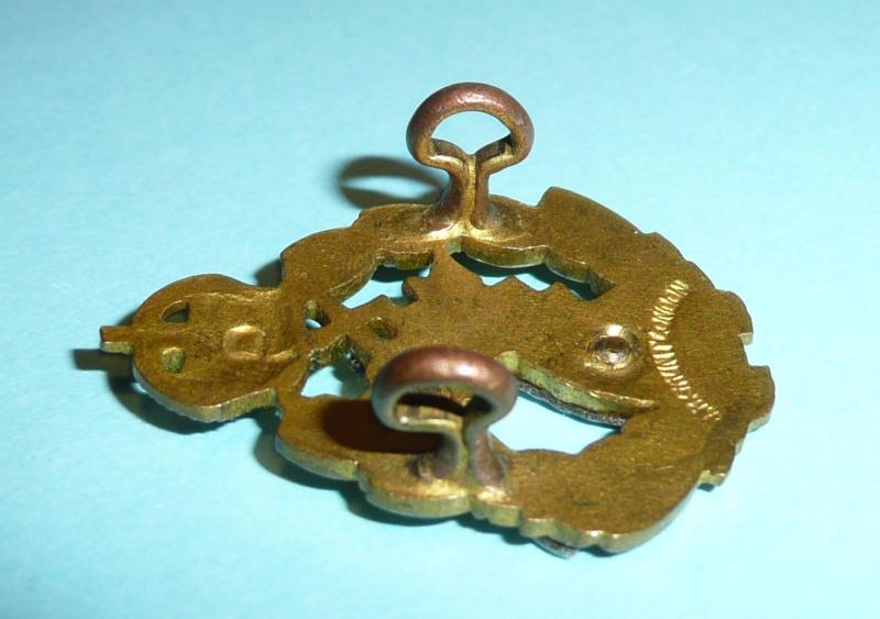 Royal Army Dental Corps RADC Officer's  No 1 Dress Collar Badge - Kings Crown, Gaunt