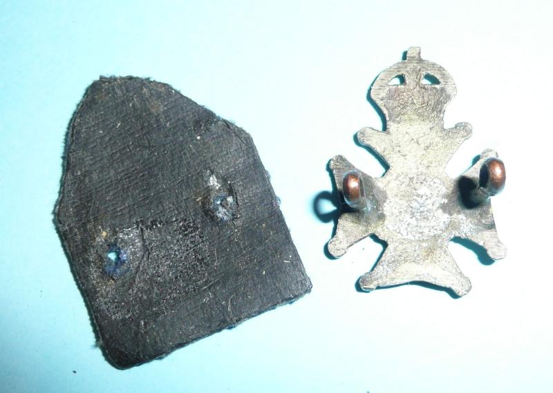 British Indian Army - Royal Garwal Regiment Officer's Field Service Cap Badge