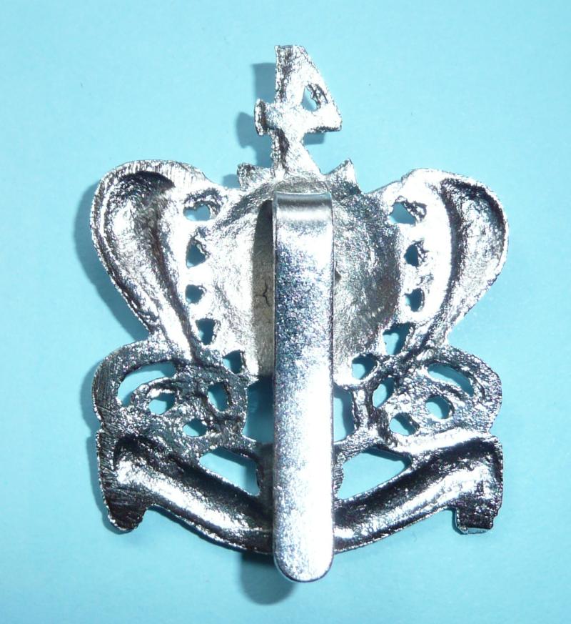 British Indian Princely State Forces - 4 Gwalior Infantry Chromed Silver Coloured Cap Badge