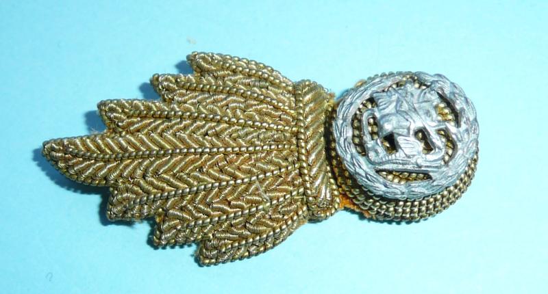 Fusilier Brigade / Royal Regiment of Fusiliers (RRF) Officer's No 1 Dress Bullion Collar Badge
