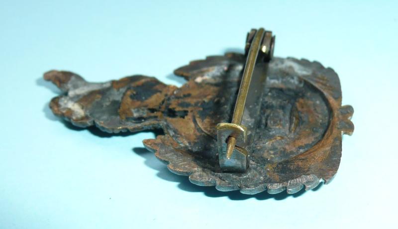 West Africa - Royal Sierra Leone Regiment Officer's QEII Crowned Gilt Brass Cap / Pagri Badge