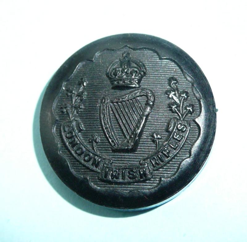 The 18th County of London Battalion ( London Irish Rifles ) Large Pattern Black Composite Button, King's Crown
