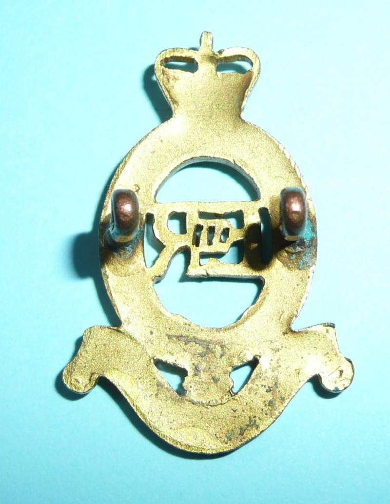 Royal Horse Artillery RHA Regiment OFFICERS GILT Beret Badge – Queens Crown