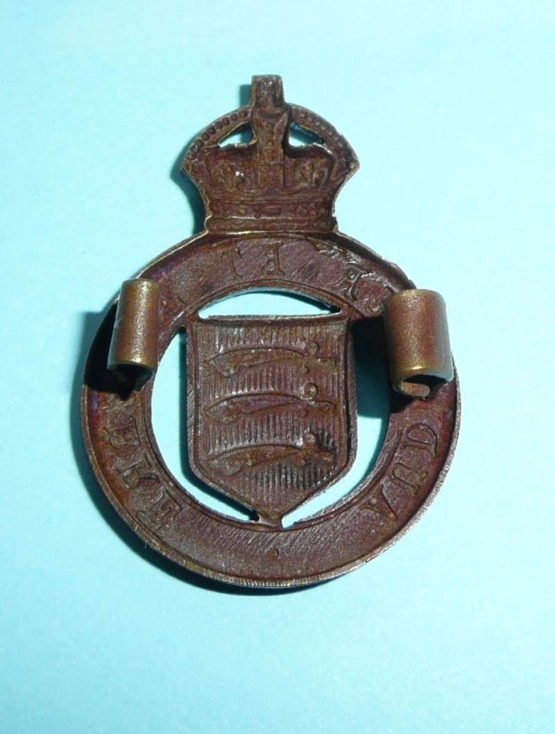 The Essex Yeomanry Officer's OSD Bronze Cap Badge - Folded Blades