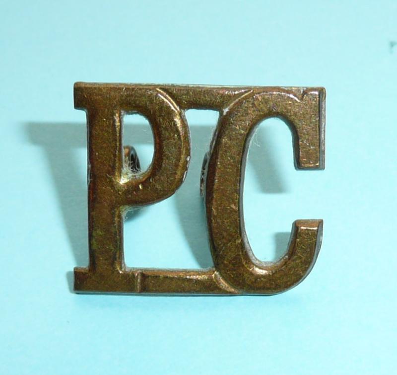 WW2 PC Pioneer Corps Brass Shoulder Title