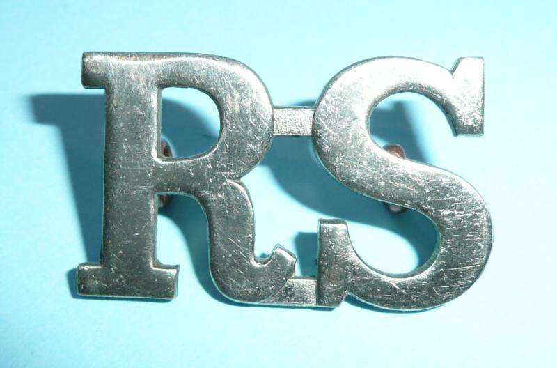 The Royal Scots Regiment Large White Metal Shoulder Title  - Tropcial Wear