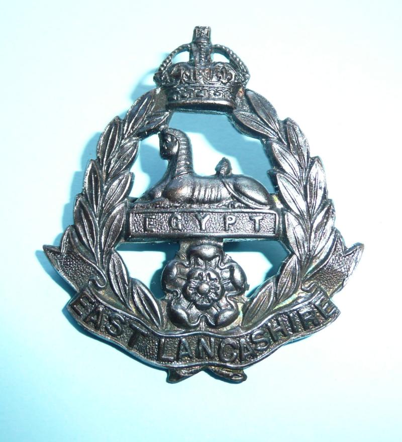 WW1 / WW2 East Lancashire Regiment Officer's OSD Bronze Cap Badge, King's Crown, Blades