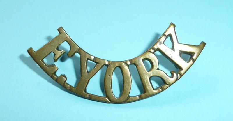 WW1 East Yorkshire Regiment Brass Shoulder Title