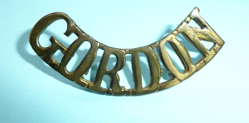 WW1 Gordon Highlanders Brass Shoulder Title