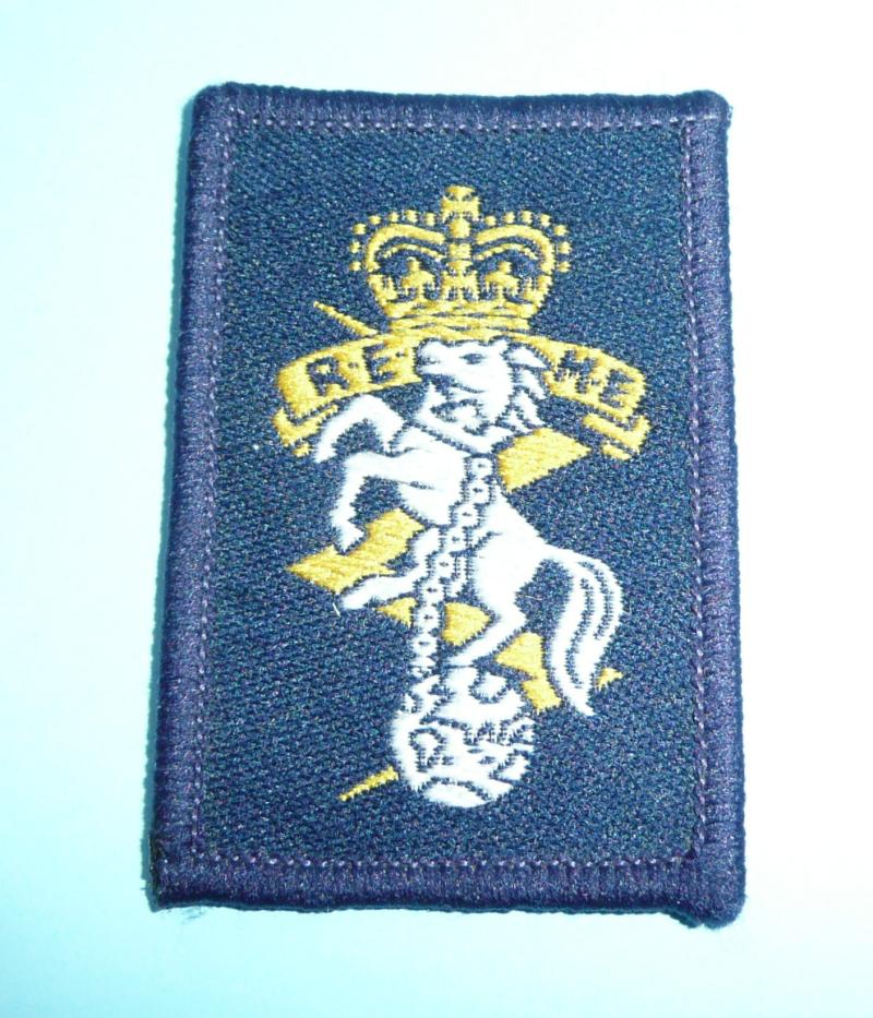 Royal Electrical Mechanical Engineers (REME) Cloth Beret Cap Badge  Also  worn by affiliated Army Cadet Force (ACF)  Units, QEII Issue
