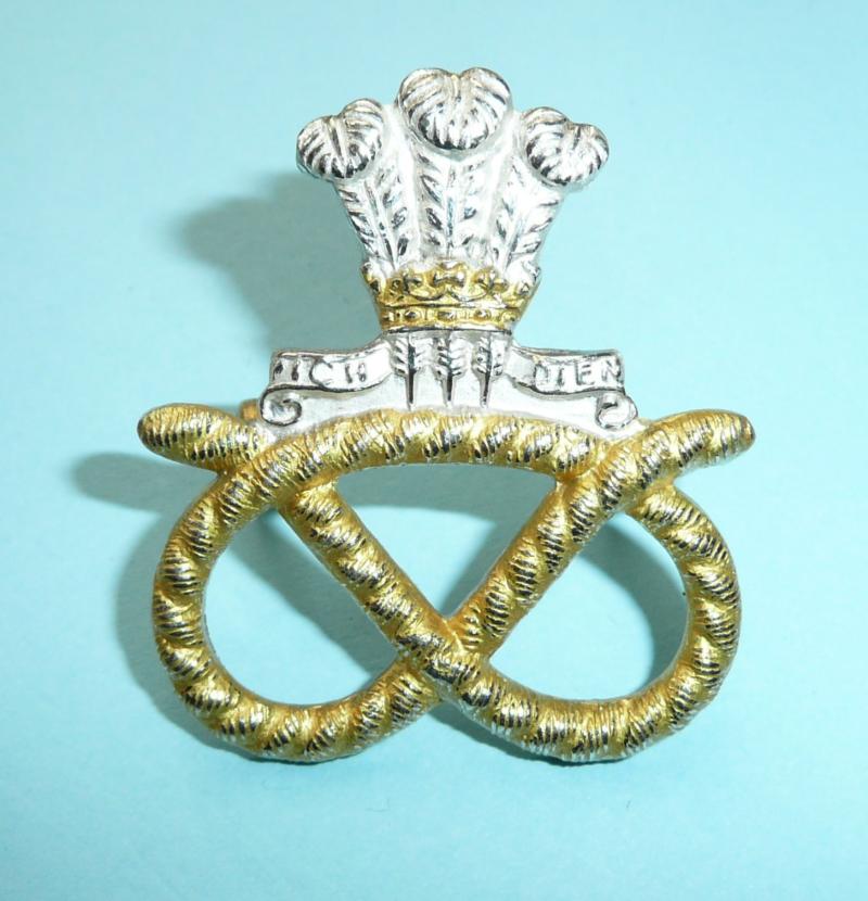 Staffordshire Regiment Officer's Gilt & Silver Plated Cap Badge