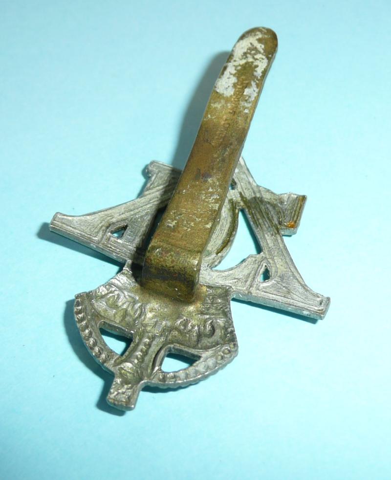 WW2 - 5th Royal Inniskilling Dragoon Guards White Metal Cap Badge, King's Crown - Gaunt