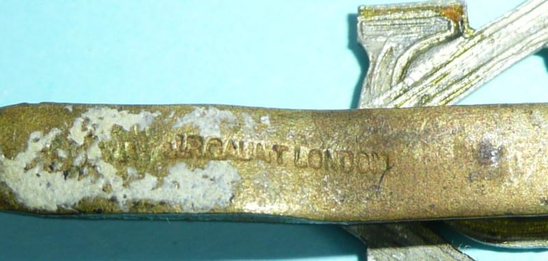 WW2 - 5th Royal Inniskilling Dragoon Guards White Metal Cap Badge, King's Crown - Gaunt