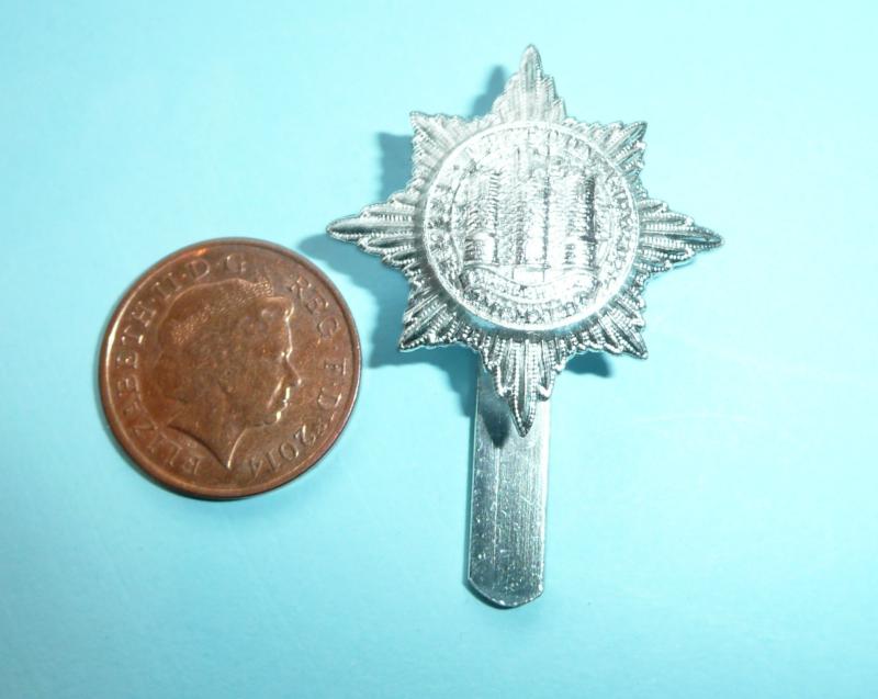 Royal Dragoon Guards (RDG) NCOs AA Silver Anodised Staybrite Smal Cap Badge Star - Firmin