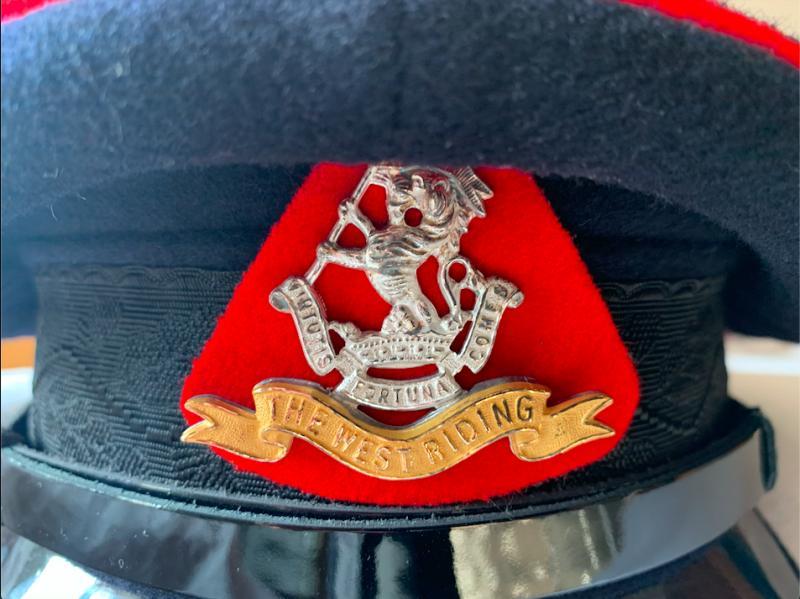 The Duke of Wellington's (West Riding) Regiment Officers Silver Plated and Gilt Cap Badge - Firmin